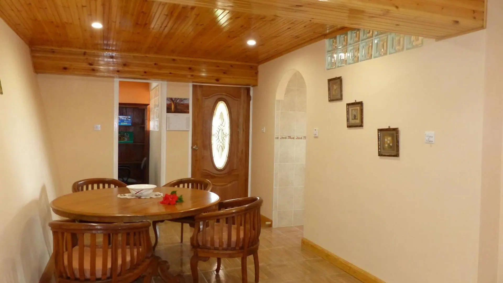 Hibiscus House Seychelles Self Catering Apartment Victoria Seychelles